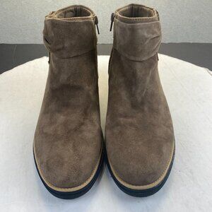 Clarks Collection Suede Ankle boots with Bow Sharon Salon Taupe,Size 11M Zipper